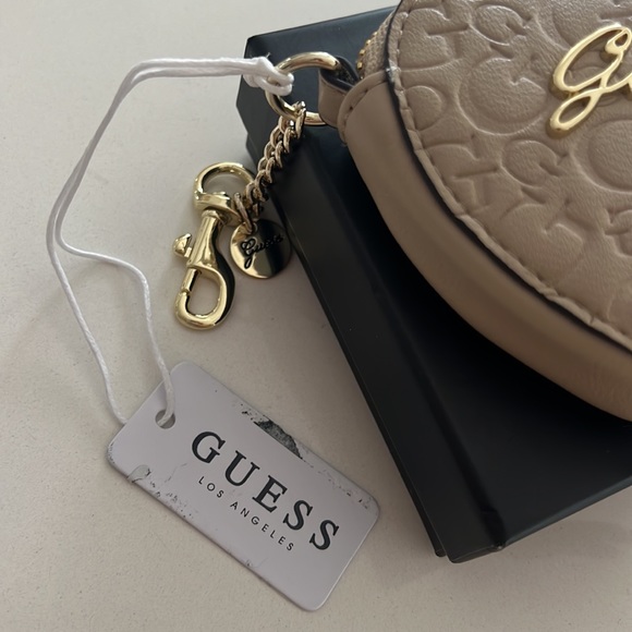 Guess heart shape coin purse - Picture 5 of 5